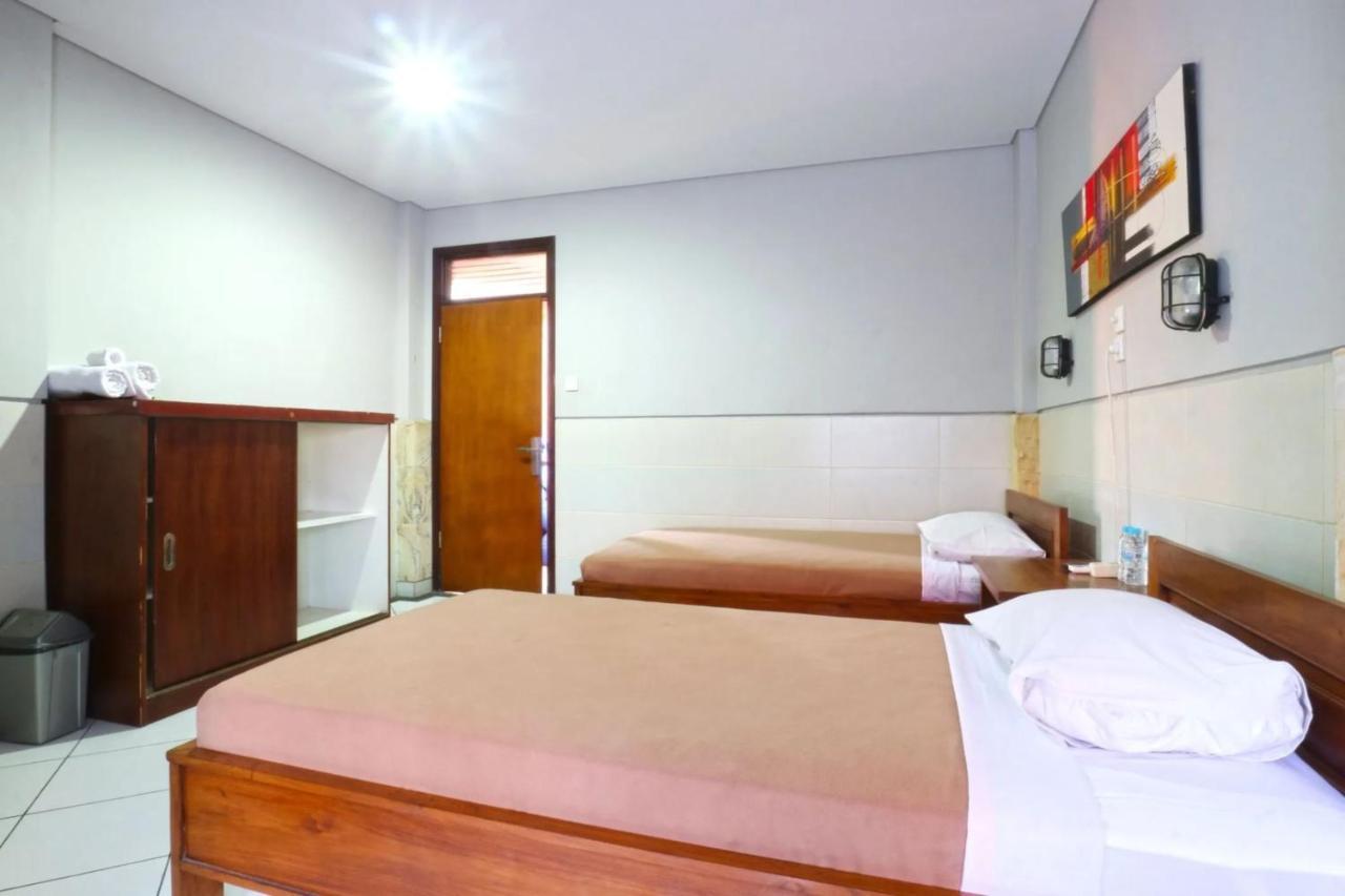 Kedin'S Inn Denpasar  Exterior photo